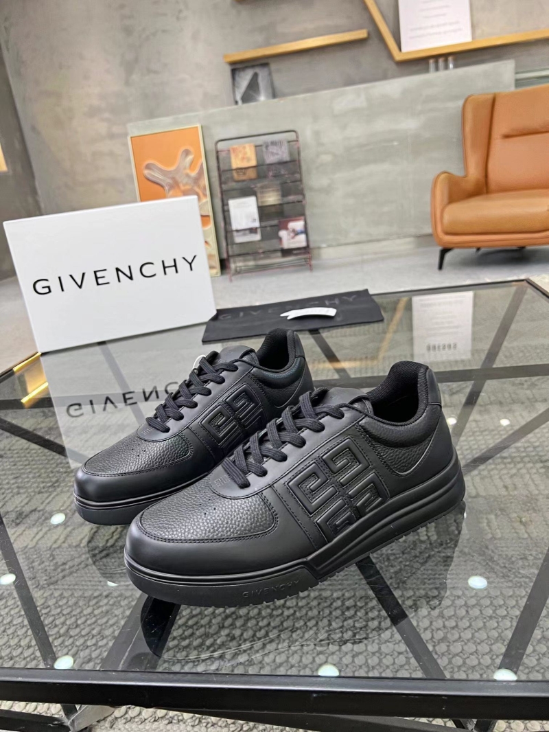 Givenchy Sneakers